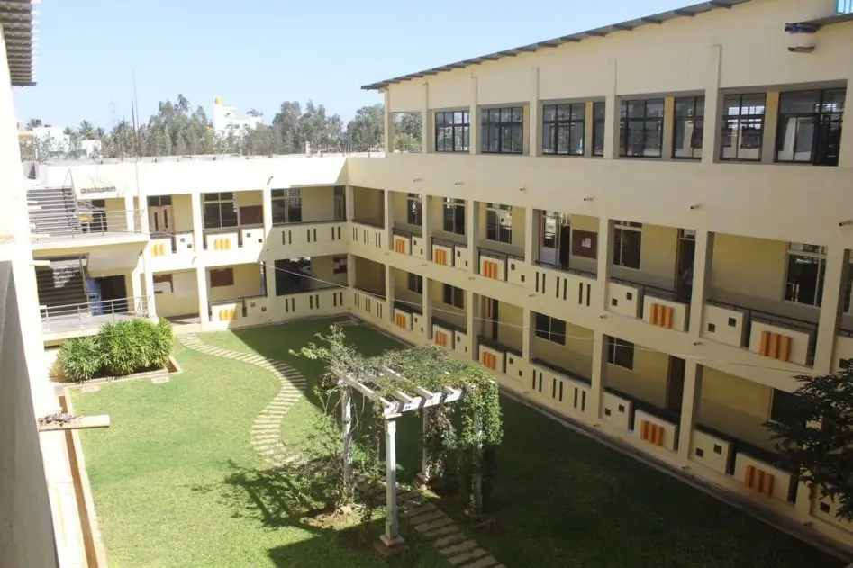 Vagdevi Vilas College: campus photo 1