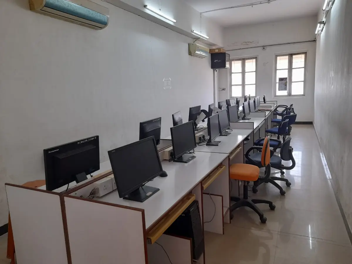 Valia College of Arts and Commerce: campus photo 4