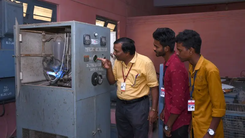 Valivalam Desikar Polytechnic College Nagapattinam: campus photo 3