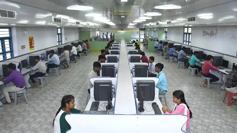 Valivalam Desikar Polytechnic College Nagapattinam: campus photo 2