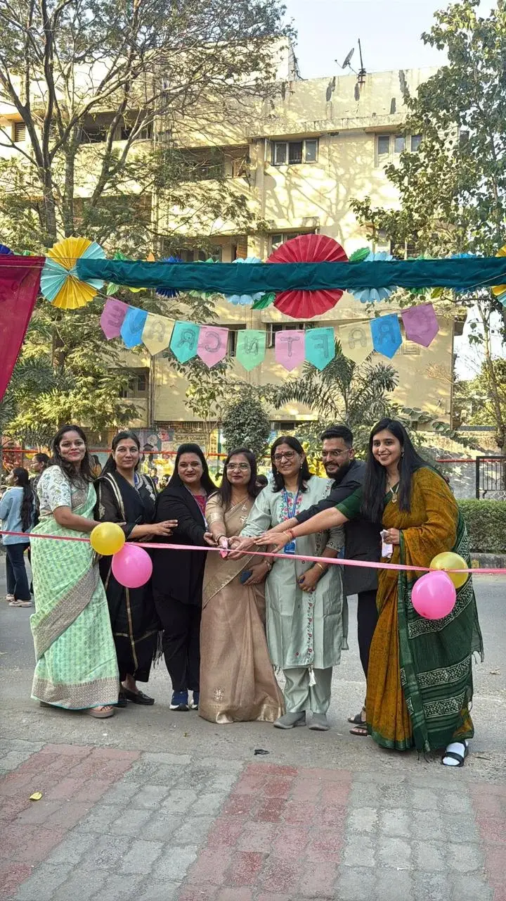 Vanita Vishram Womens University: campus photo 3