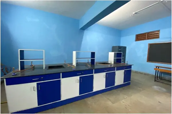 Vanmala Educational and Charitable Trusts Dharmveer Anand Dighe Saheb Mahavidyalay: campus photo 4