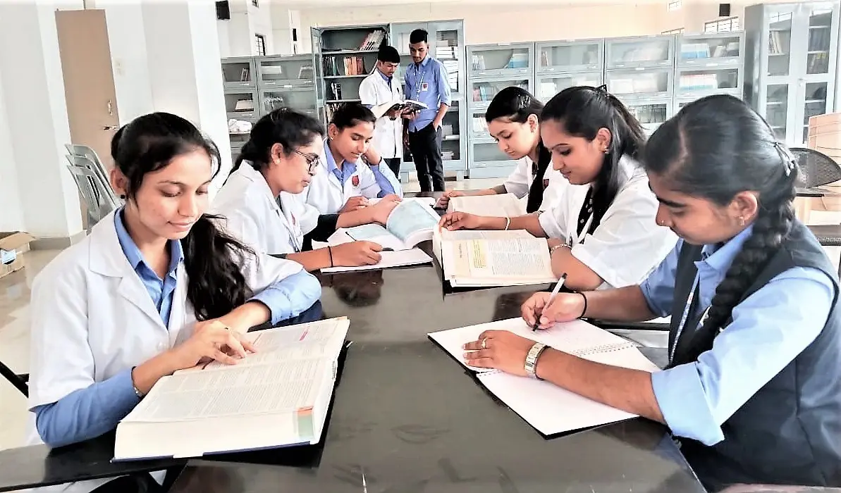 Varadaraja College of Paramedical Sciences campus photo 5
