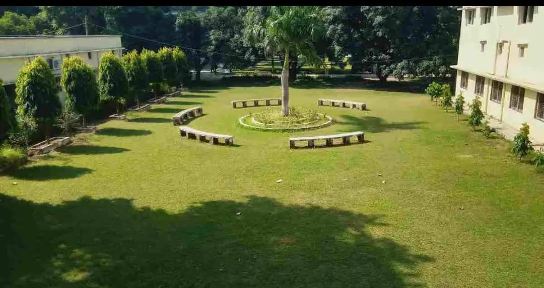 Vardhaman College: campus photo 4