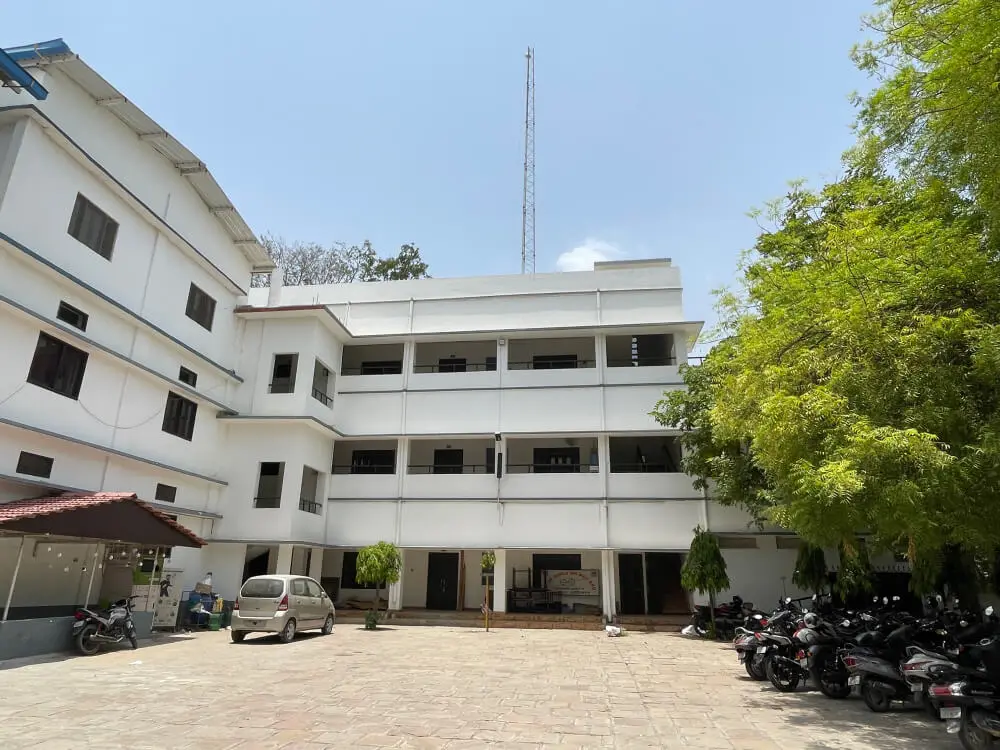 Vasanta College for Women: campus photo 5