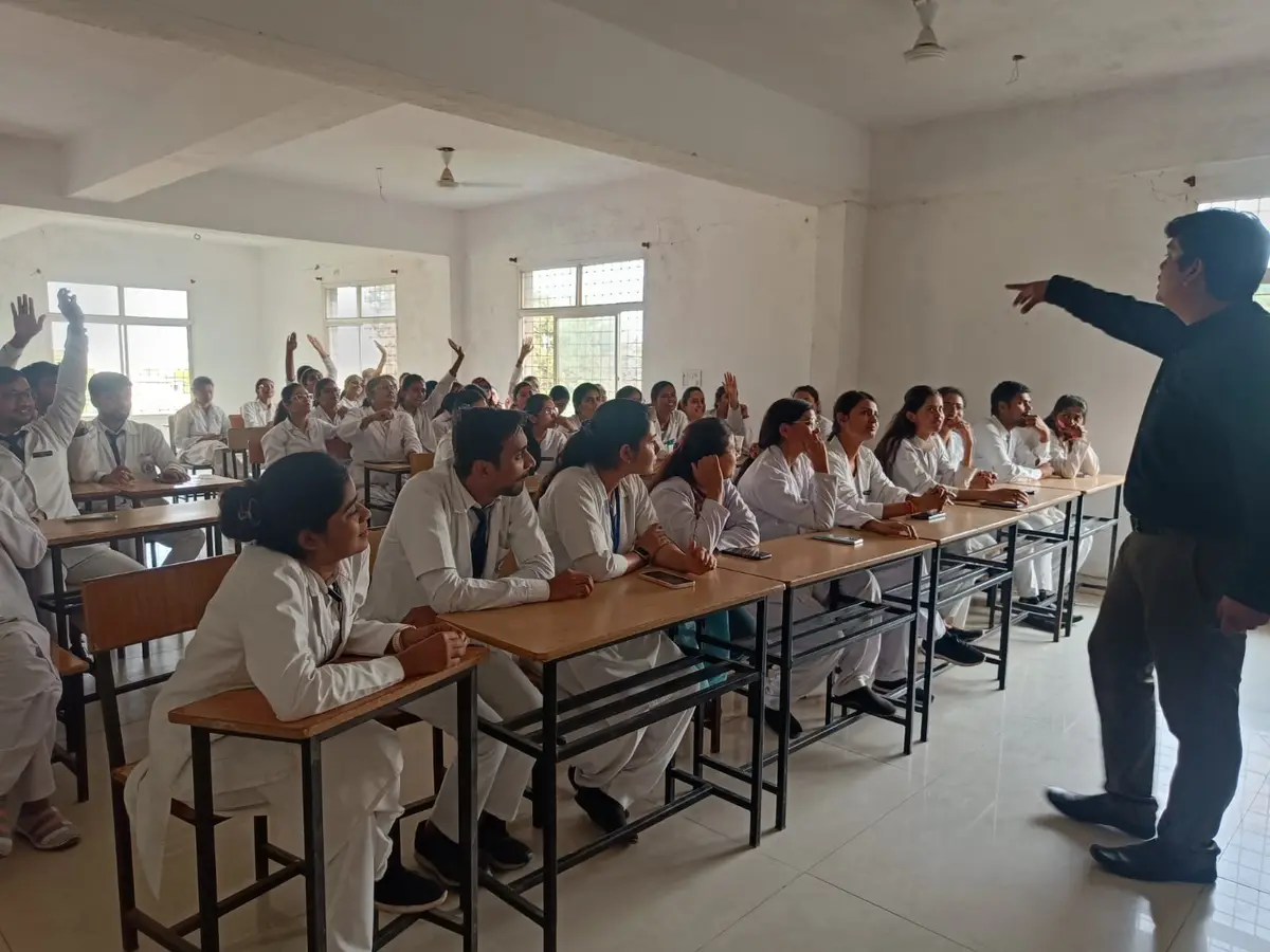 Veena Vadini, Ayurvedic College, Kanha Kunj Akbarpur Choona Bhatti: campus photo 2