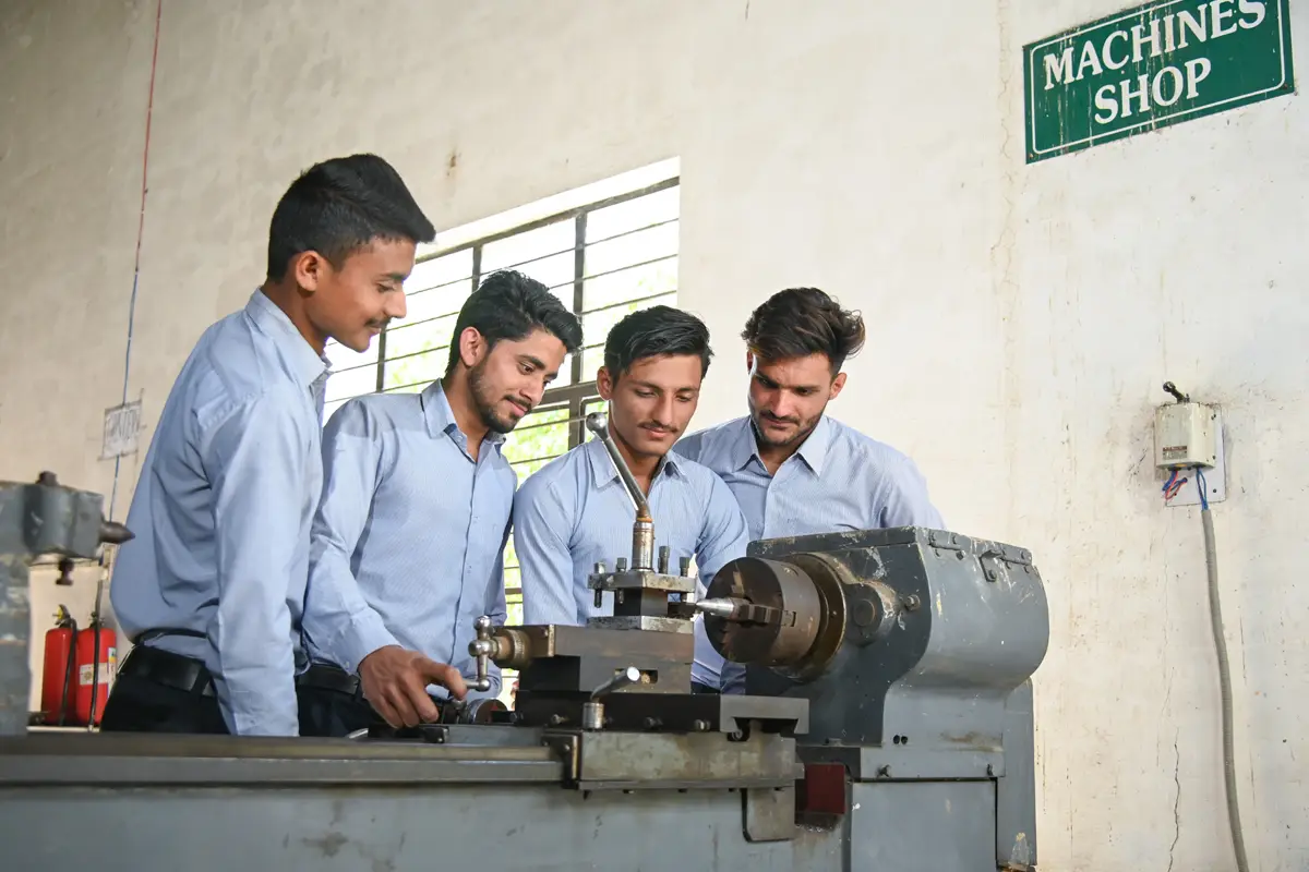 Veer Kunwar Degree College: campus photo 8