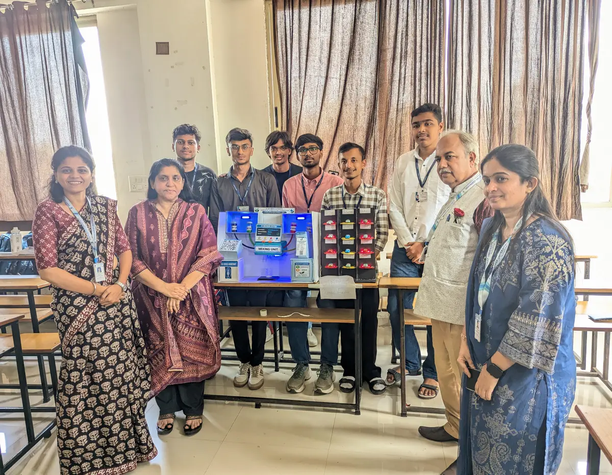 Vidhyadeep University: campus photo 1