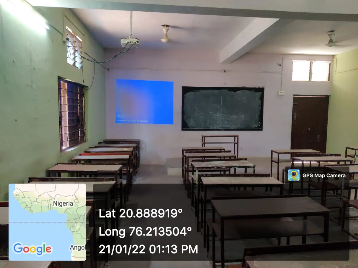 Vidnyan Mahavidyalaya: campus photo 3