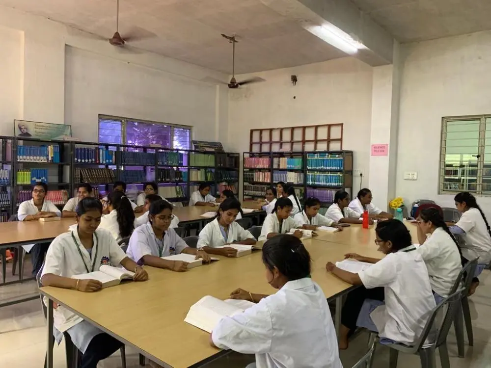 Vijaya Institute of Pharmaceutical Sciences for Women, Enkepadu, Vijayawada: campus photo 7