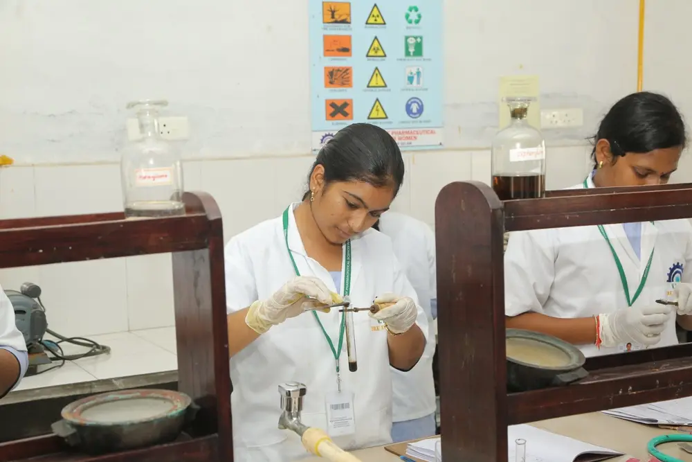 Vijaya Institute of Pharmaceutical Sciences for Women, Enkepadu, Vijayawada: campus photo 6
