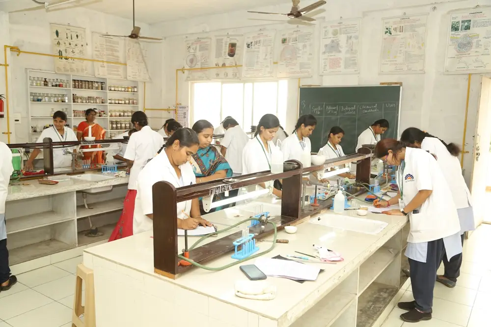 Vijaya Institute of Pharmaceutical Sciences for Women, Enkepadu, Vijayawada: campus photo 4