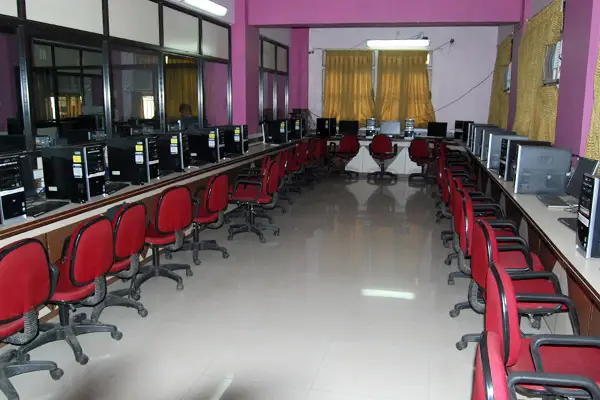 VSOBM campus photo 3
