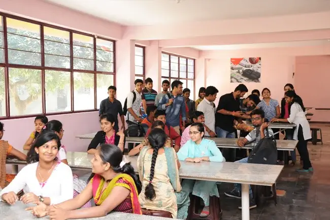 VVIOT campus photo 7