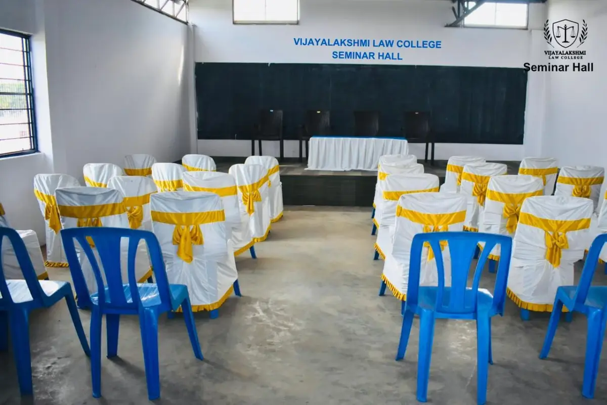 Vijayalakshmi Law College: campus photo 4