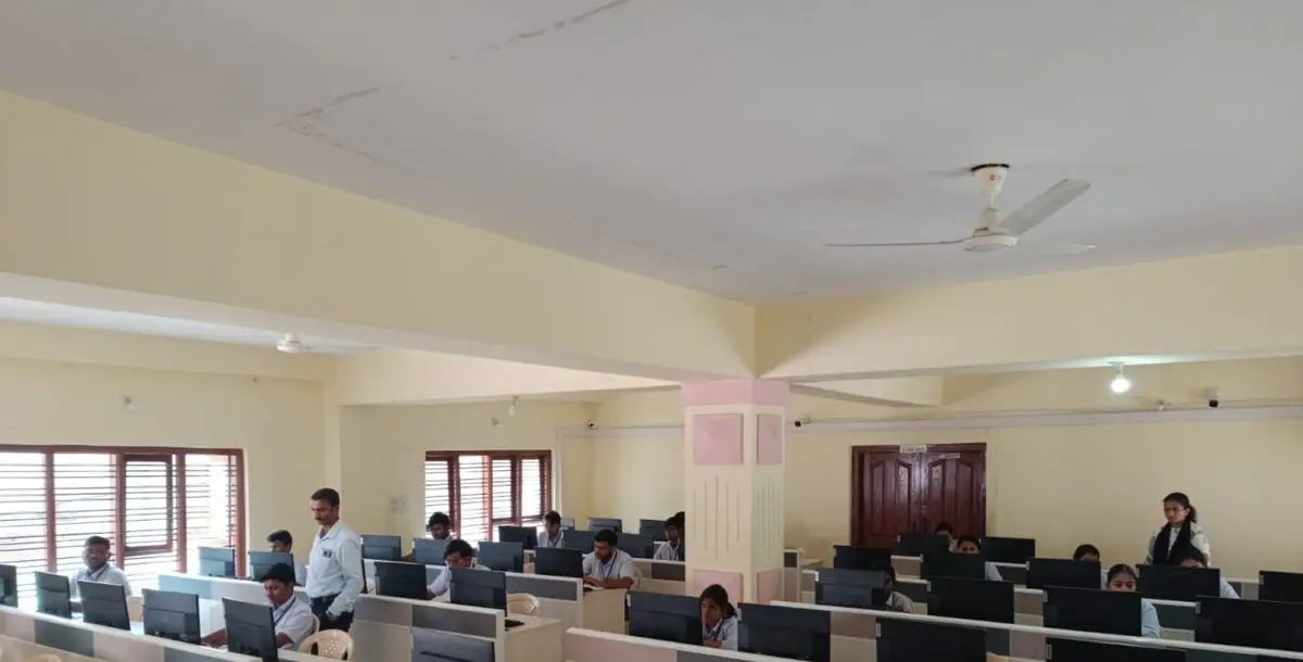 Vishwa Venkateshwara Degree College: campus photo 3