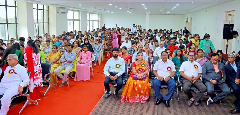 Visvesvaraya College of Engineering and Technology: campus photo 2