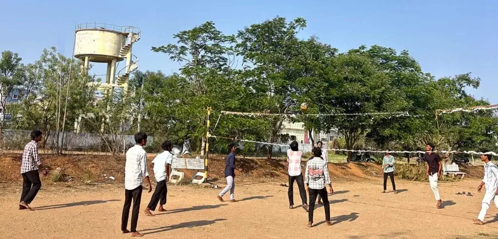 Visvesvaraya College of Engineering and Technology: campus photo 8
