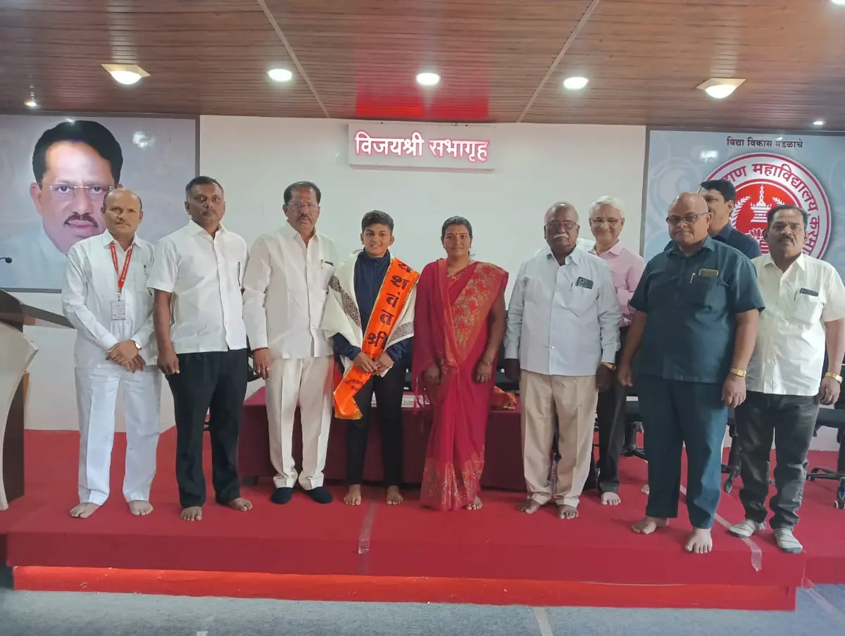 Yashwant Rao Chavan Mahavidhyalaya Karmala Tal.Karmala: campus photo 1