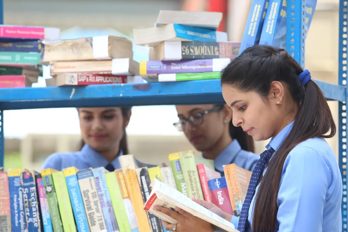 Young Scholars College: campus photo 5