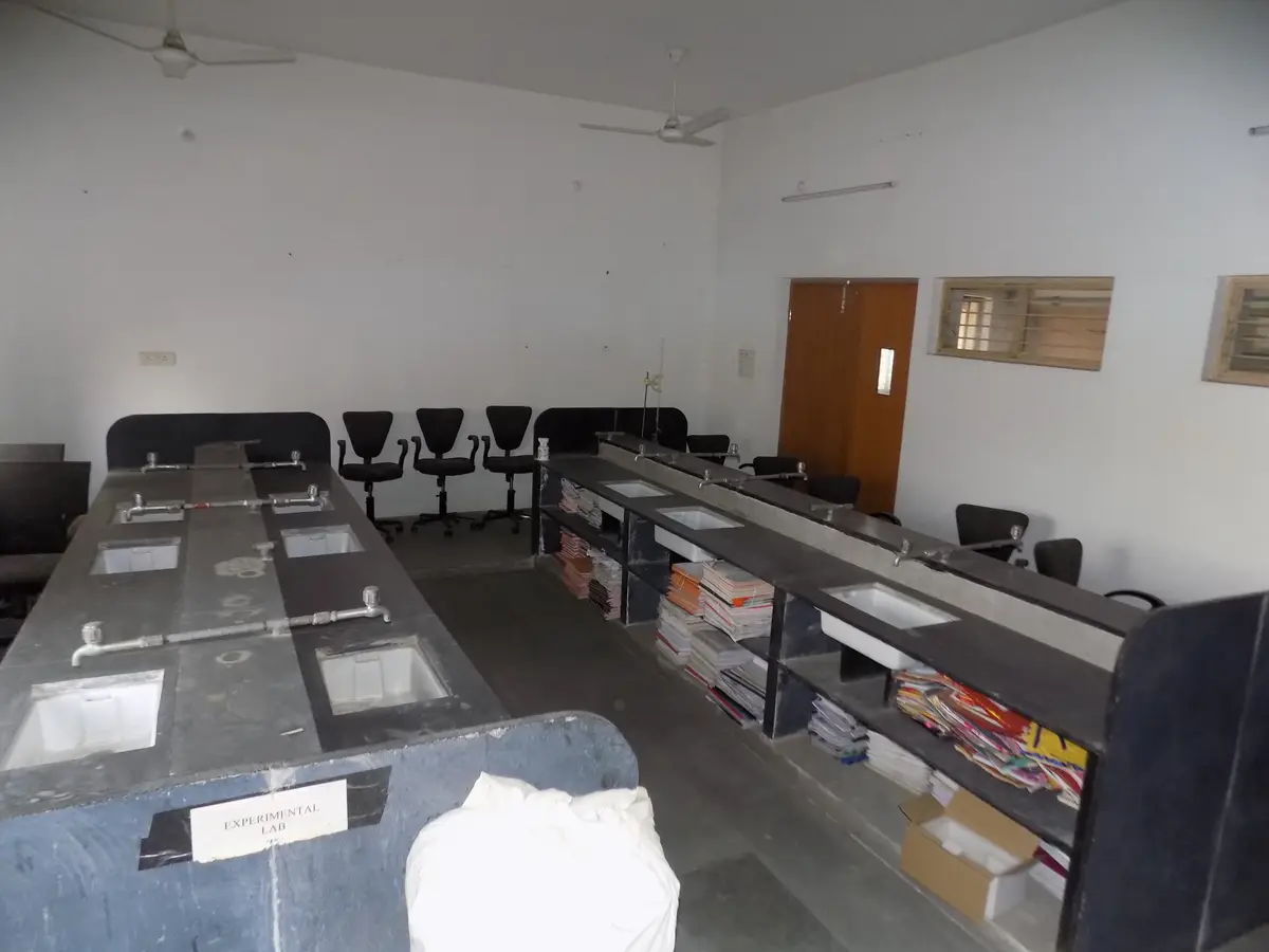 Zulekha College of Education, Shanti Nagar: campus photo 4