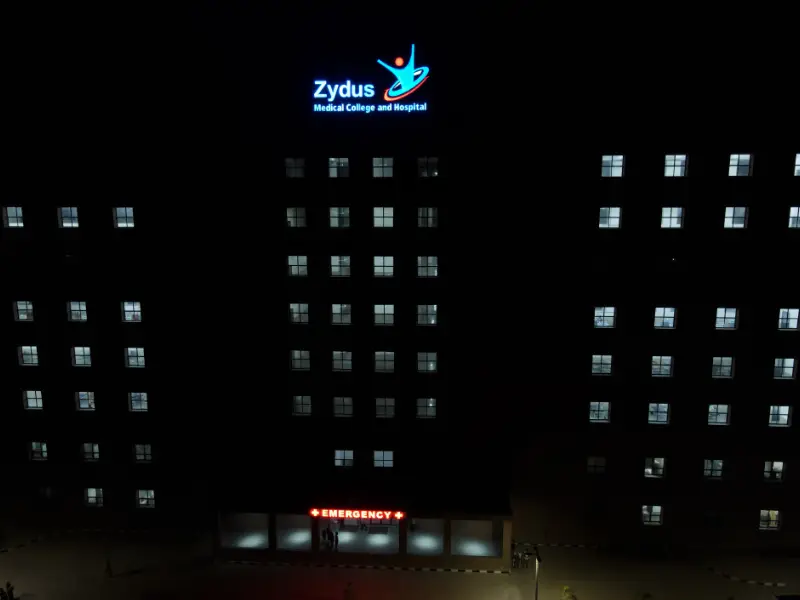 Zydus Medical College and Hospital.: campus photo 1